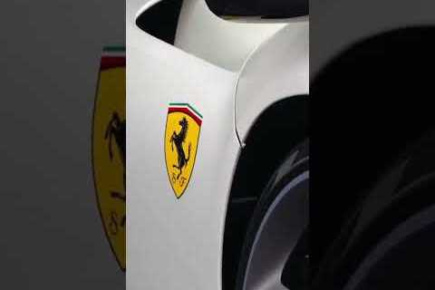  Taking in every detail.  #FerrariDaytonaSP3 #IconaFerrari #Ferrari 