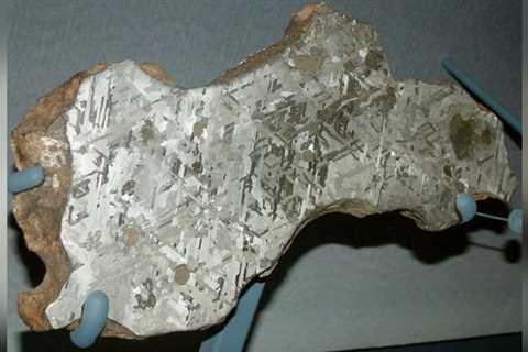 Ancient ‘Canyon Diablo’ Meteorite Reveals Mysterious Diamond Crystal Structure