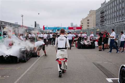  The logic behind McLaren’s first Formula E driver signing 