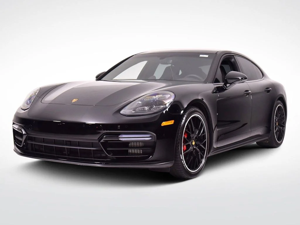 2022 Porsche Panamera | Profile