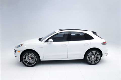 Porsche Macan White