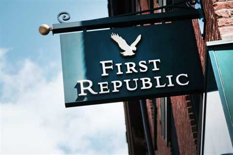 Regulators close First Republic Bank, JPMorgan named as the buyer of $330B assets and deposits,..