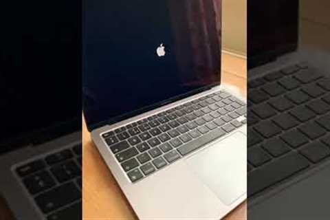 MacBook Air M1 - Wonderful Sound