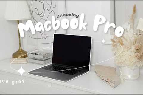 Apple MacBook Pro M1 Max Unboxing Space Grey