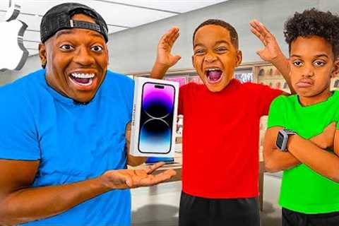 DAD BUYS FAVORITE BOY NEW IPHONE 14, What Happens Next Is Shocking!