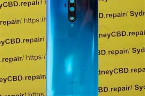 What is the back of OnePlus 7T Pro made of?