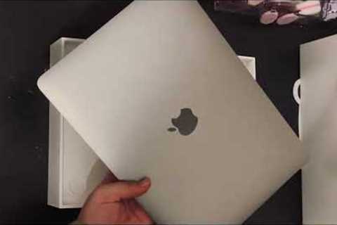 MacBook Air M1 Chip Unboxing 💻