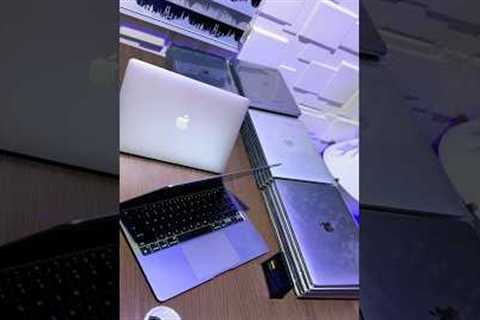 Apple MacBook Air M1 2020 - 512GB SSD - 16GB RAM - Touch ID - Keyboard Light - ₦865,000