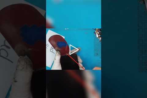 iPhone Screen Replacement: Pro Repair Guide 2024 [IPHONE 16 PRO] | Sydney CBD Repair