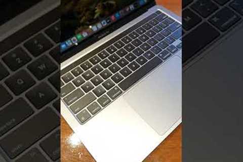 MacBook Pro Apple M1 8 GB Ram 512 GB SD
