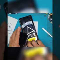 Smartphone Repair DIY or Professional: What You Need! [GALAXY Z FLIP] | Sydney CBD Repair