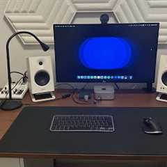 My M4 Mac Mini desk setup