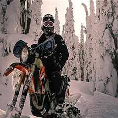 How to Safely Free Your Motorcycle or Snowmobile from Snow