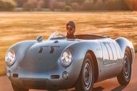 Exploring the Distinct Worlds of Vintage and Modern Car Racing