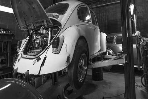 Mastering Auto Body Repair & Race Car Fabrication in Thousand Oaks